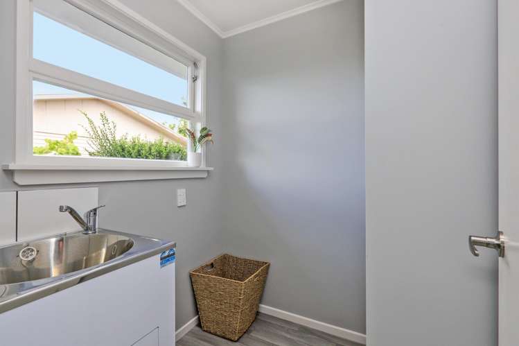 24 Deal Crescent Flaxmere_17