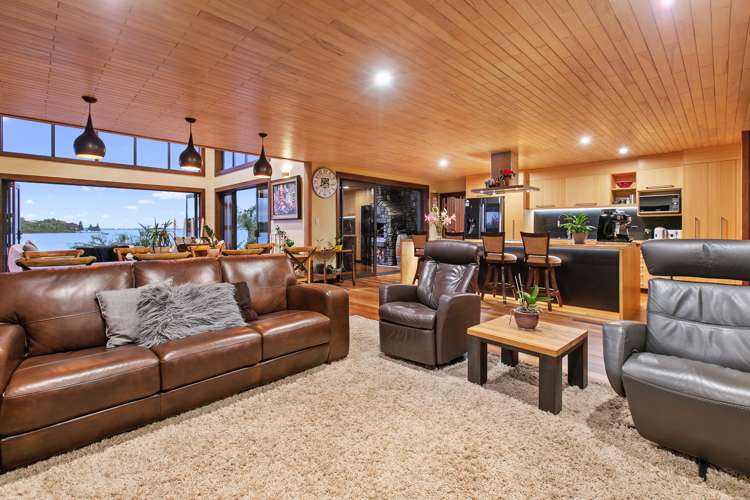 177 Welcome Bay Road Welcome Bay_11