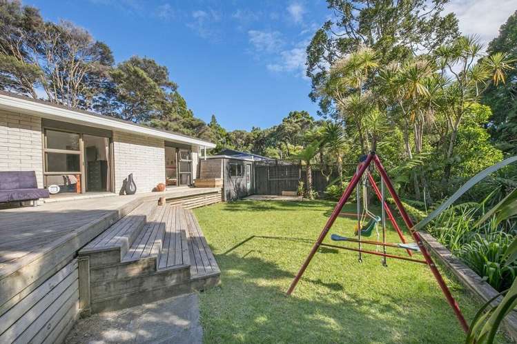 1/6 Sonnenberg Way Titirangi_12