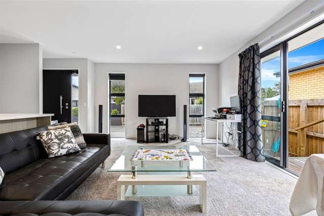 3 Youngston Lane Woolston_3