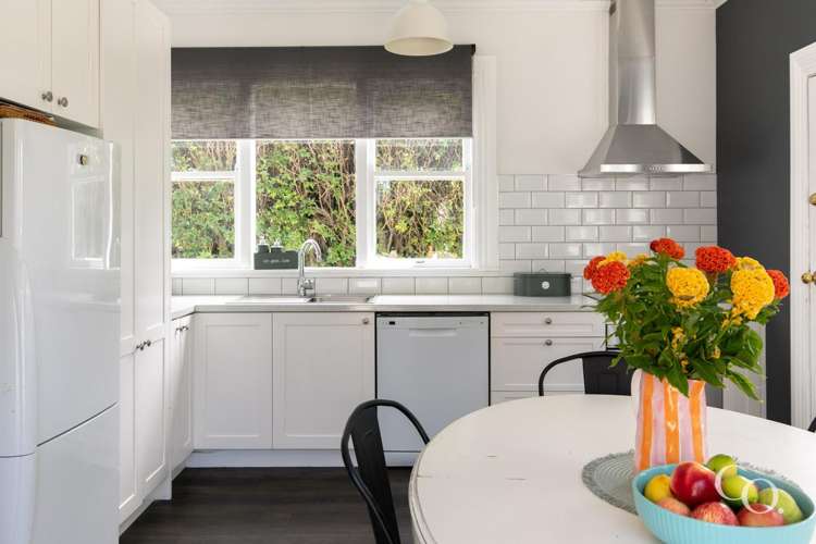 613 Whitehead Road Saint Leonards_10