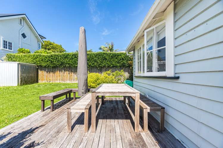 13 Kingsview Road Mount Eden_17