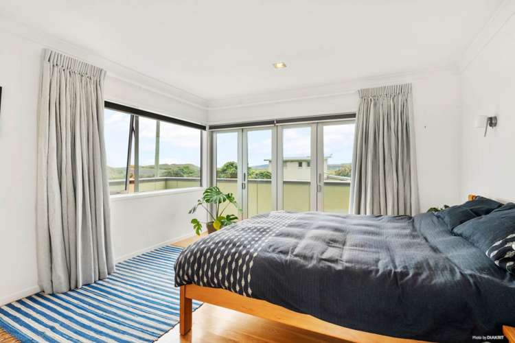 28 Ocean View Road Huia_6