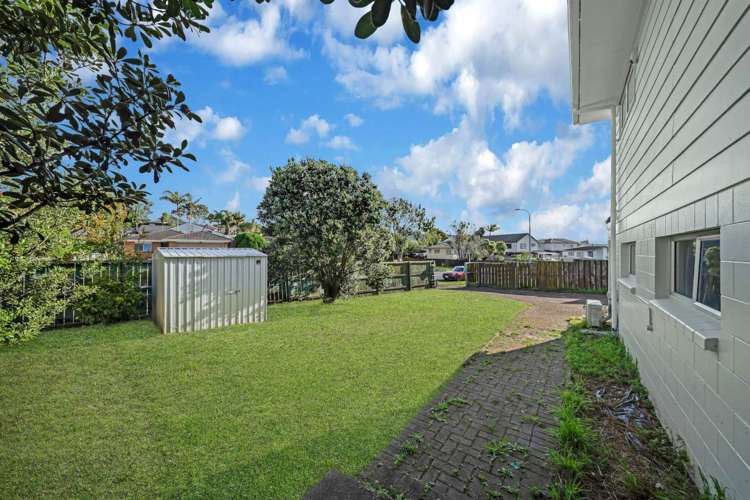 20 Charntay Avenue Clover Park_21