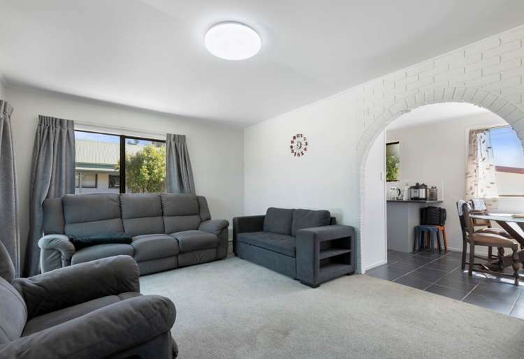 3 Korcula Place Avondale_1
