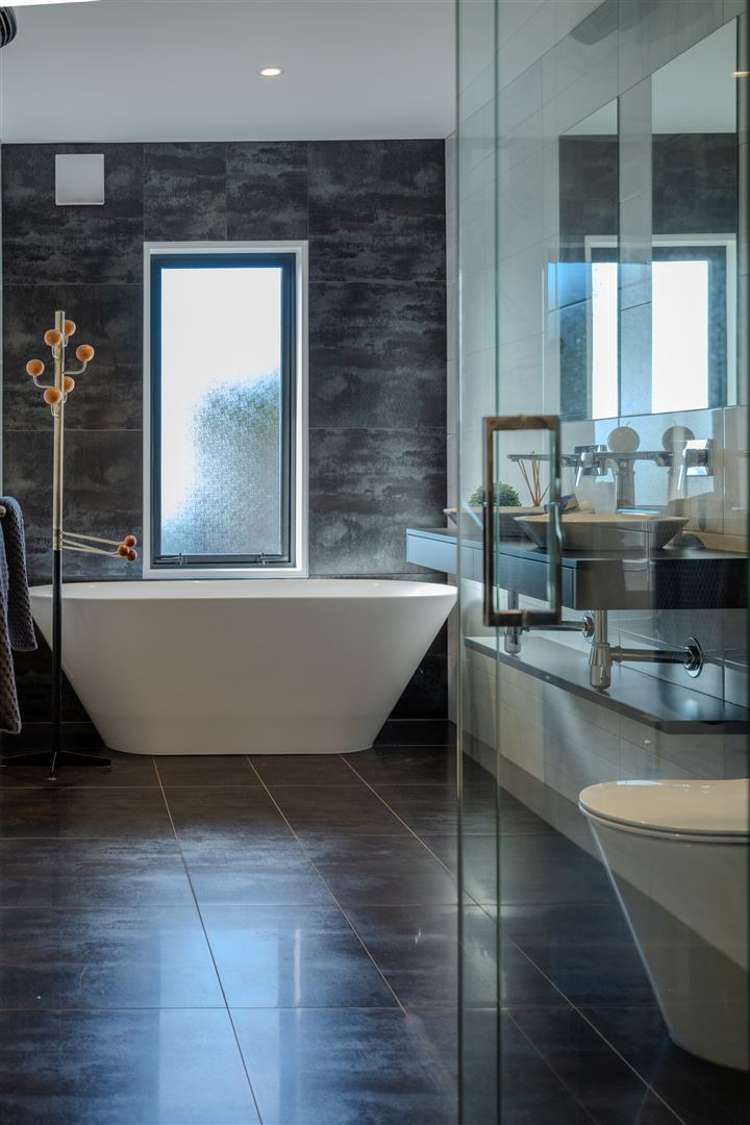 29 Soleares Avenue Mount Pleasant_27