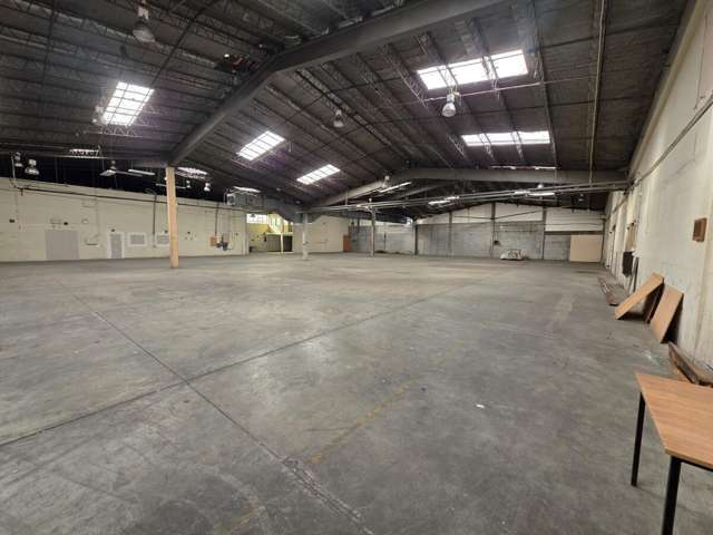 Large Warehouse Available Immediately
