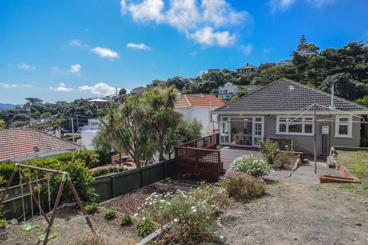 572 Broadway Strathmore Park_1