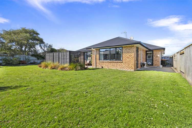 16 Chestnut Close Kelvin Grove_19