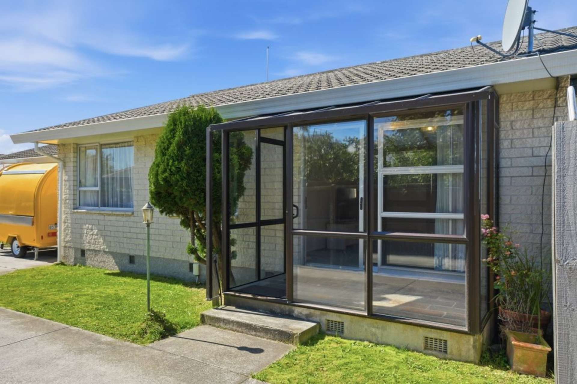 2/11 Dilworth Street Riccarton_0