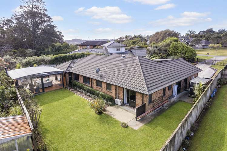 40 Shelter Drive Greenhithe_3