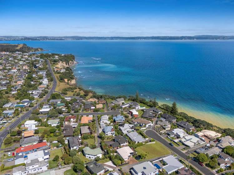 17 Fishermans Cove Army Bay_26