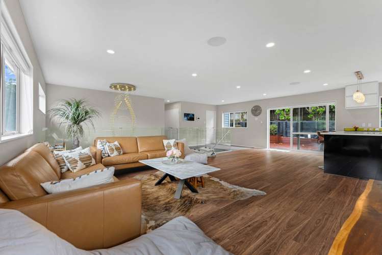 15 Farnol Street Hillsborough_12