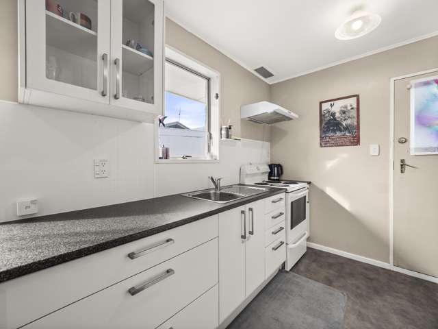 4/345 Burnett Street Ashburton_2