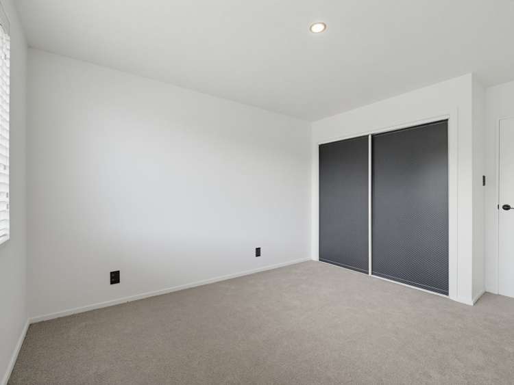 20a Sylvan Street Hillmorton_22