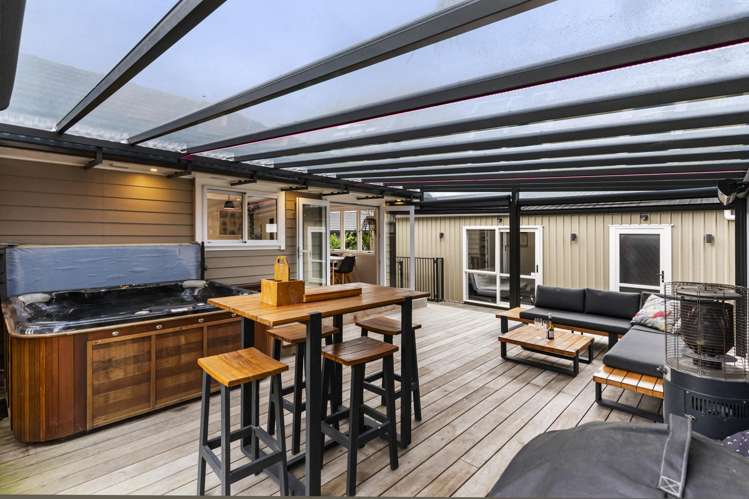 4 Holman Road Te Atatu Peninsula_19