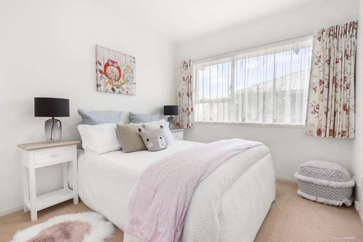 26/10 Gerard Way Saint Johns_8