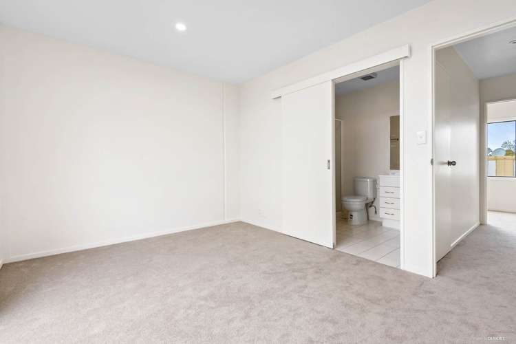 16/6 Ambrico Place New Lynn_9