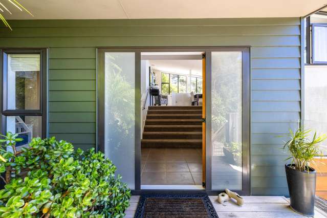 32 Lannan Road Surfdale_2