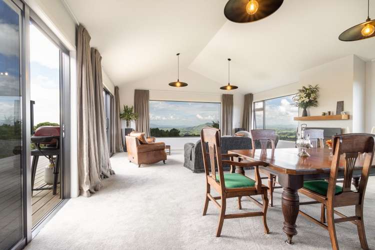 33 Tiwarawara Lane Puketotara_10