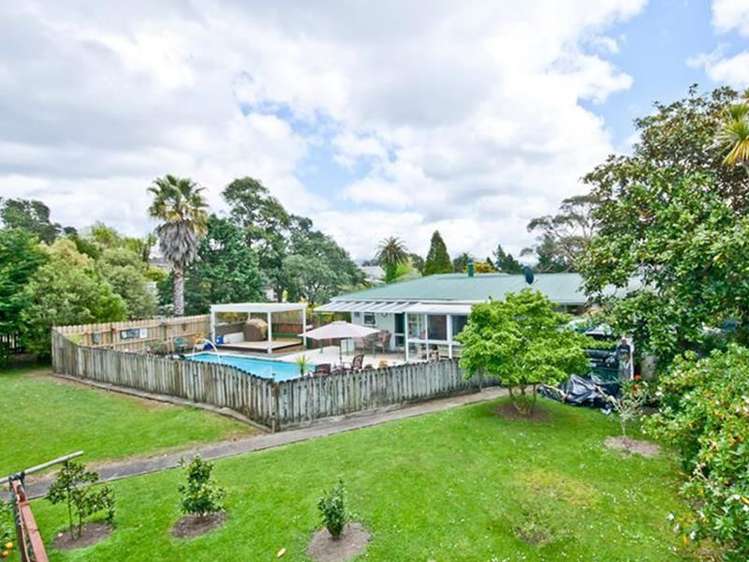 82a Woodglen Road Glen Eden_15
