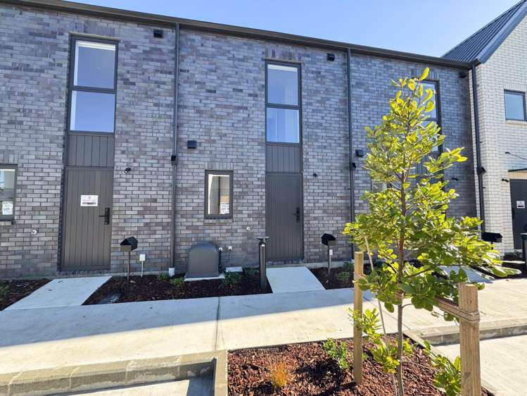 3/12 Molley Green Place Mount Roskill_9