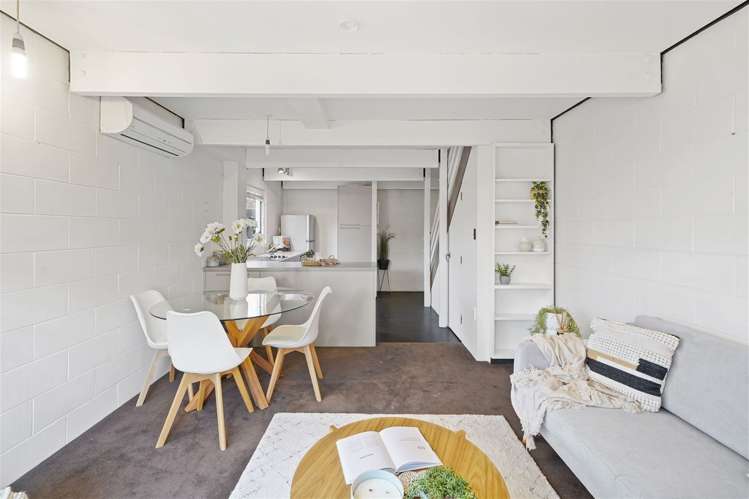 8/30 Clissold Street_5