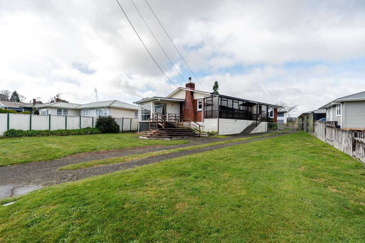 1074 Te Rahu Road_0