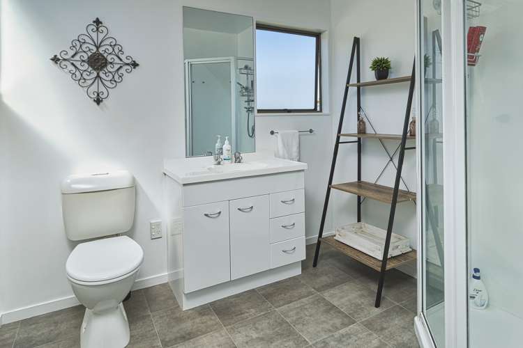 56 Palmerston Road Havelock North_16