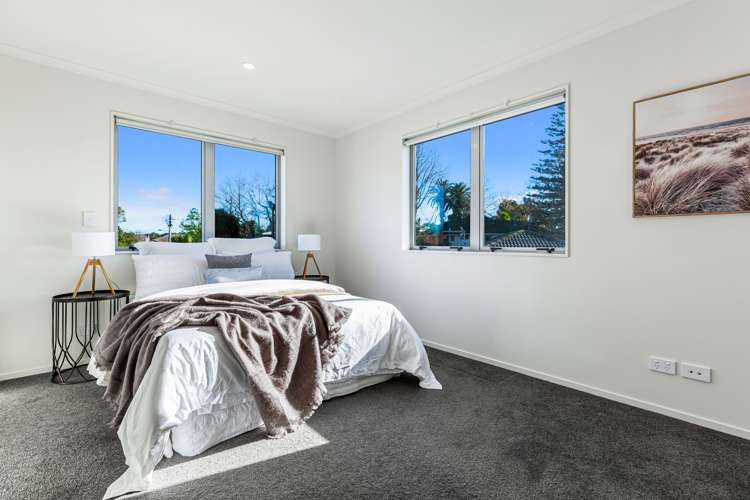 5c Barberry Lane Te Atatu Peninsula_11