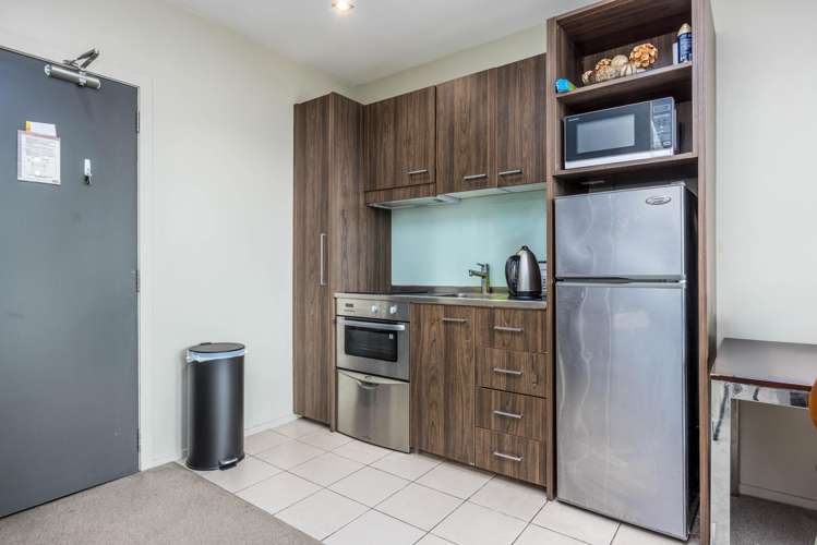 302/85 Beach Road Auckland Central_9