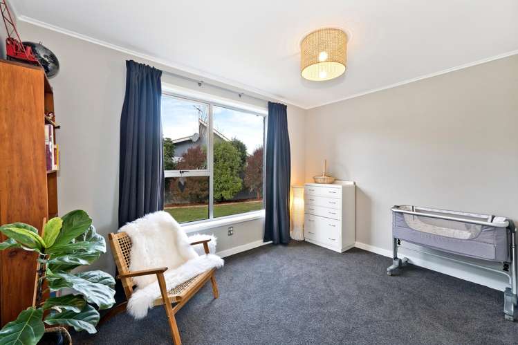 19 Gibson Drive Hornby_11