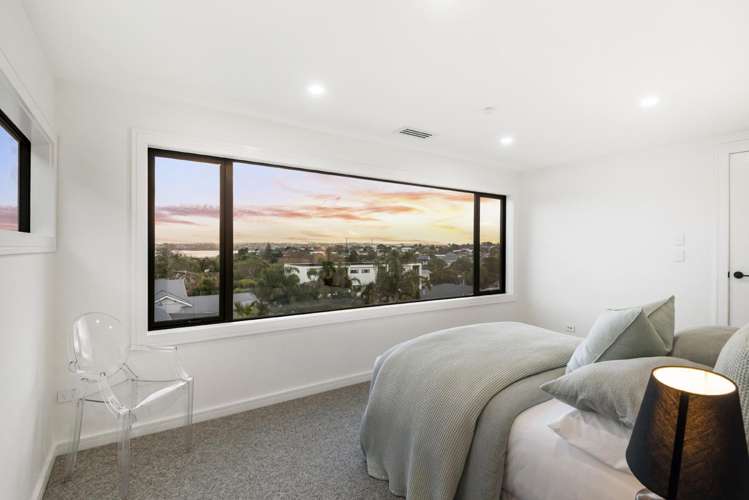 16B Egremont Street Belmont_12