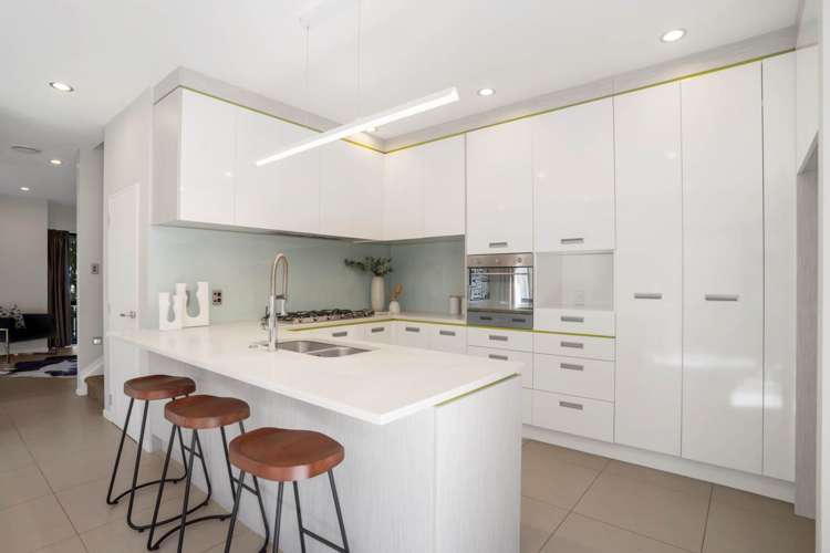 6 Kerrykeel Drive Flat Bush_7