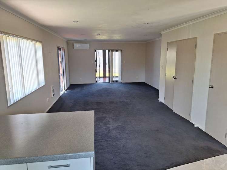 8 Pyramid Place 1665_1