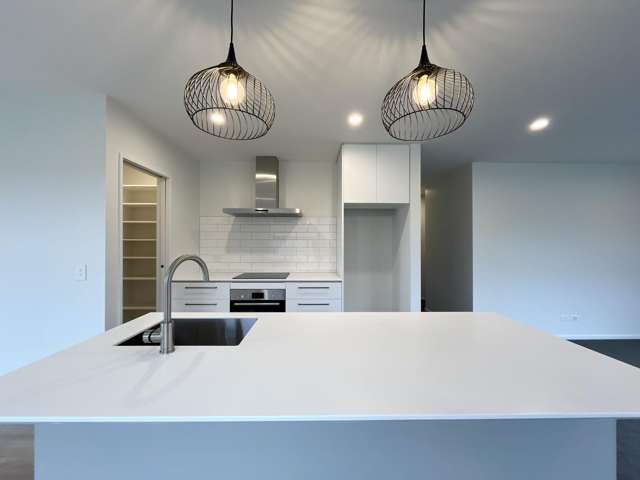 26 Accadia Drive 11103_1