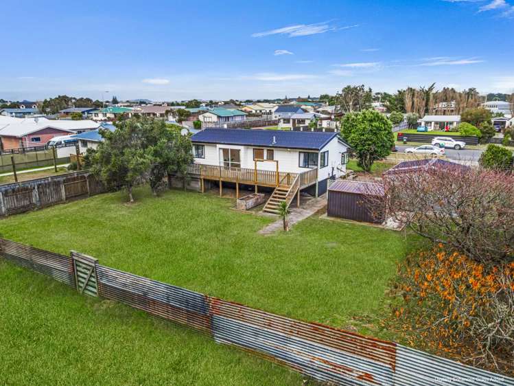 9 Cousins Avenue East Foxton Beach_23