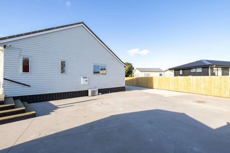 8 Fernleigh Street Kerepehi_25