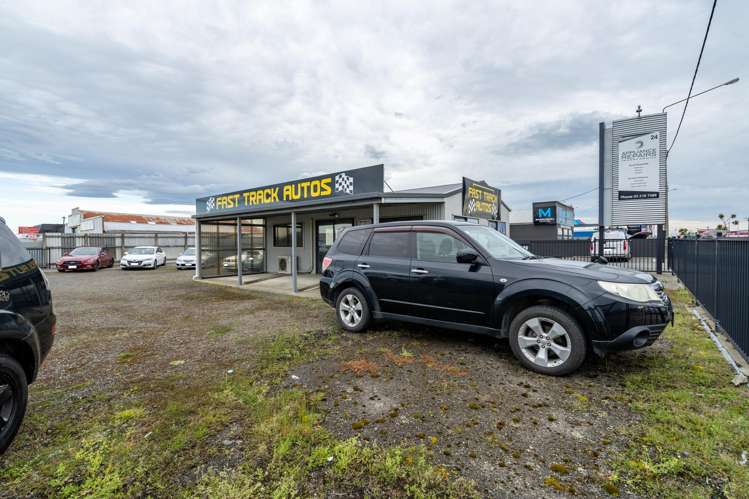 22 North Road Prestonville_15