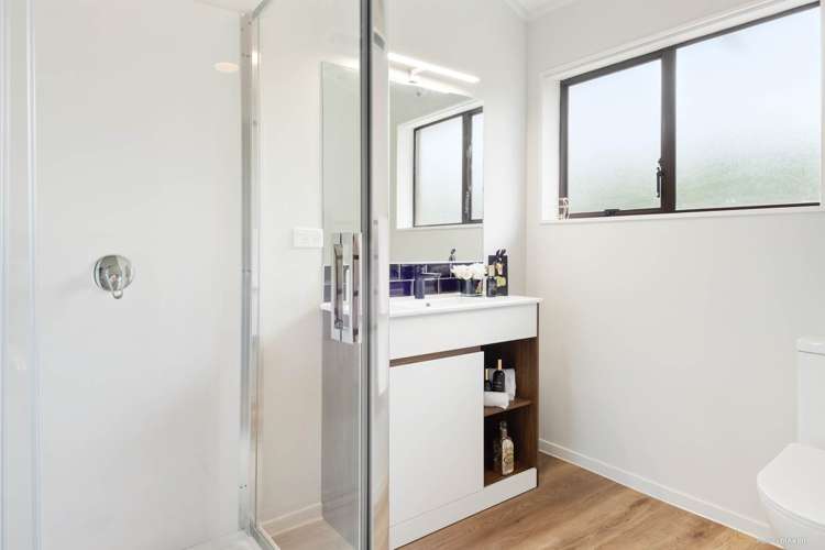 5/153a Te Atatu Road Te Atatu South_8