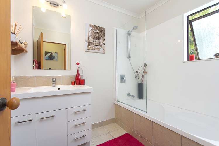 2 Vela Place Clarks Beach_10