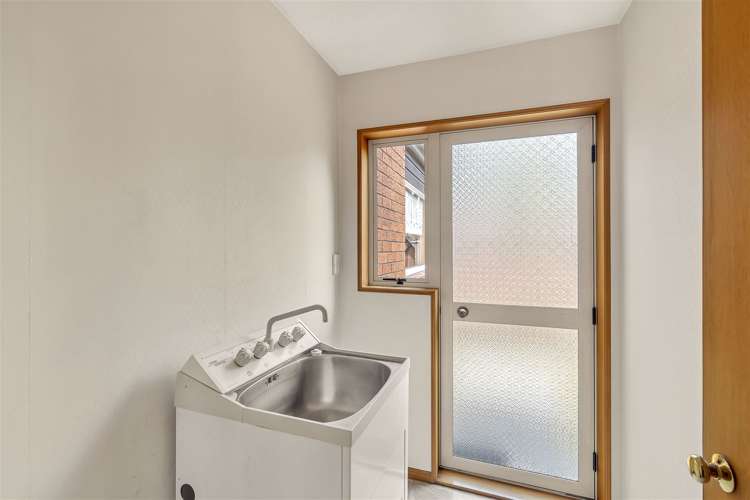 1/9 Claverley Gardens Avonhead_12