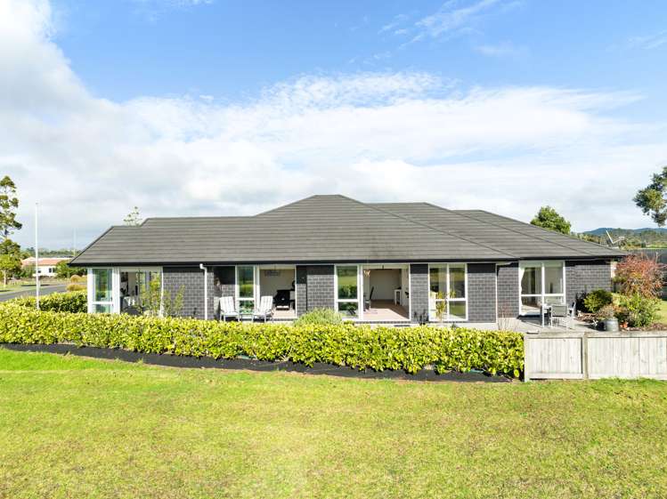 20 Stace Hopper Drive One Tree Point_22