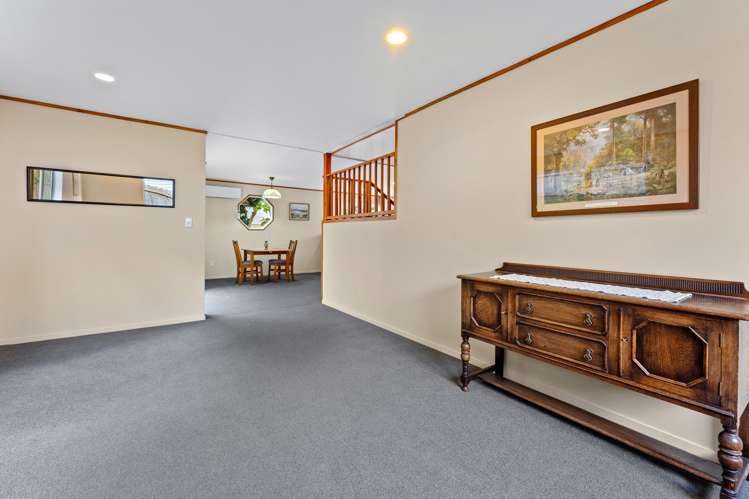 2/56 Lavery Place Sunnynook_9