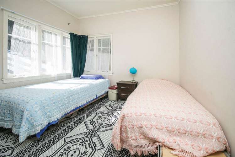 8 Symonds Street Onehunga_10