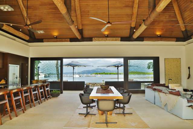 9/- Paradise Point, Denarau Island Fiji_4