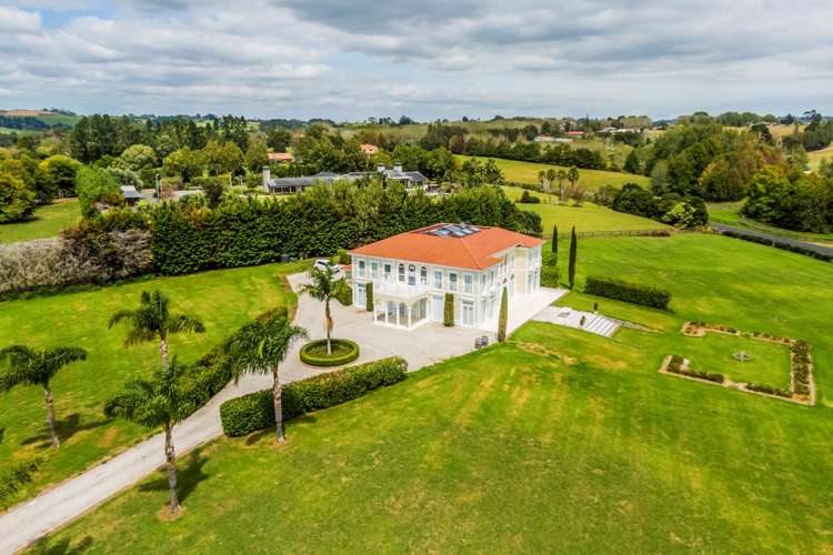 64 Porterfield Road Whitford_1