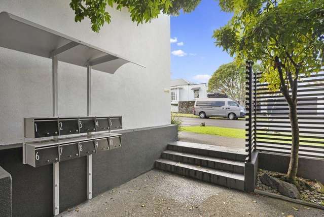 9/5 Millais Street 10031_1