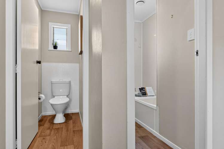 27 Joanna Place Deanwell_17