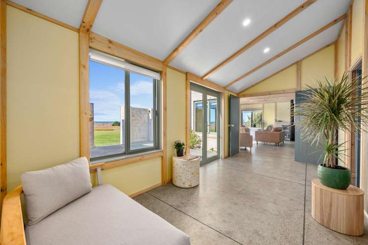 16 Hinepango Drive Rarangi_20